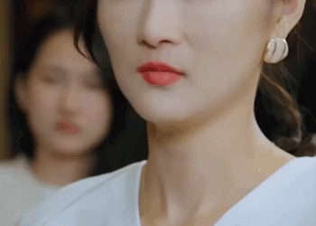 T0206030 หญิงสาวบังเอิญค้นพบเพื่อนสนิทกำลังสลับตัวลูกสาวของเธอ Part 2