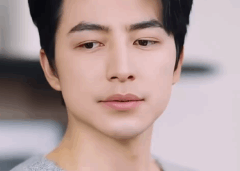 T3105047 หญิงสาวไม่คาดคิดว่าสามีไร้ประโยชน์ที่กำลังจะหย่าคือทนายมือทองระดับโลก Part 2