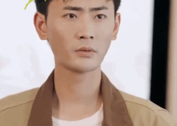 T1107007_ชายคนน นส มผ สกระจกแปลกๆ และเด นทางย อนเวลากล บไปเม อน_Part 2