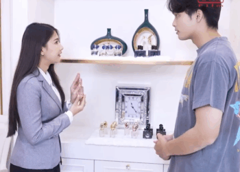 [ครบชุด] WIN68098 น้ำหอมร้านฉัน มันกลบกลิ่นคนจนไม่ได้หรอก