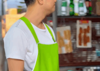 [ครบชุด] WIN68284 เธอเหนื่อยจนเผลอหลับในร้านข้าวแกง